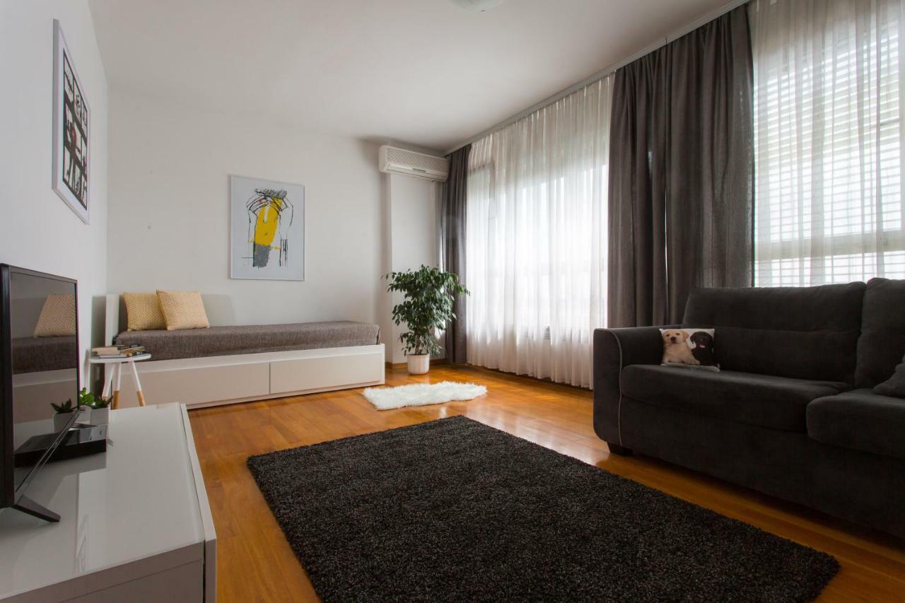 Apartment Bonbon Zagabria Esterno foto