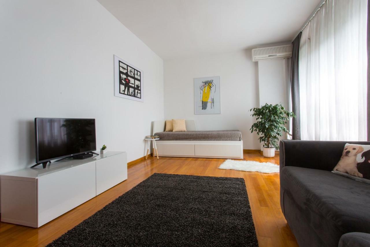 Apartment Bonbon Zagabria Esterno foto
